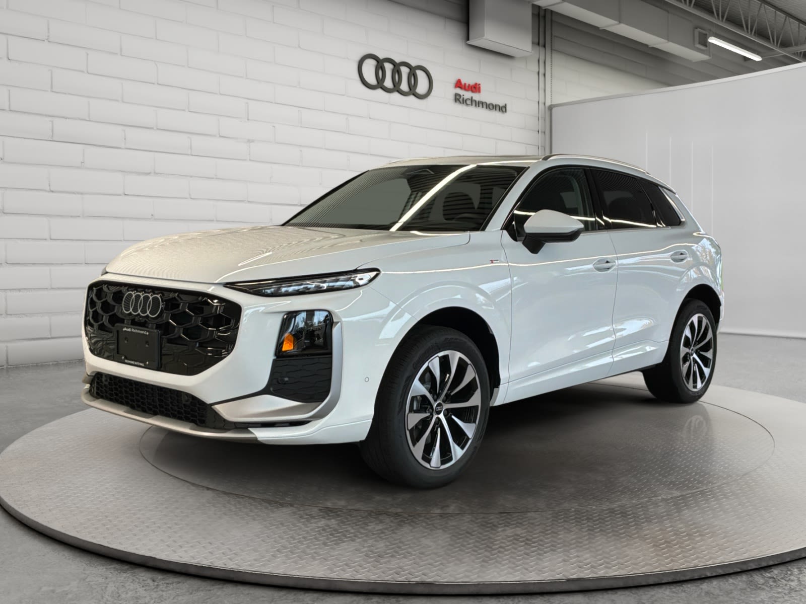  2026 Audi Q3 SUV / Crossover  7-Speed Automatic