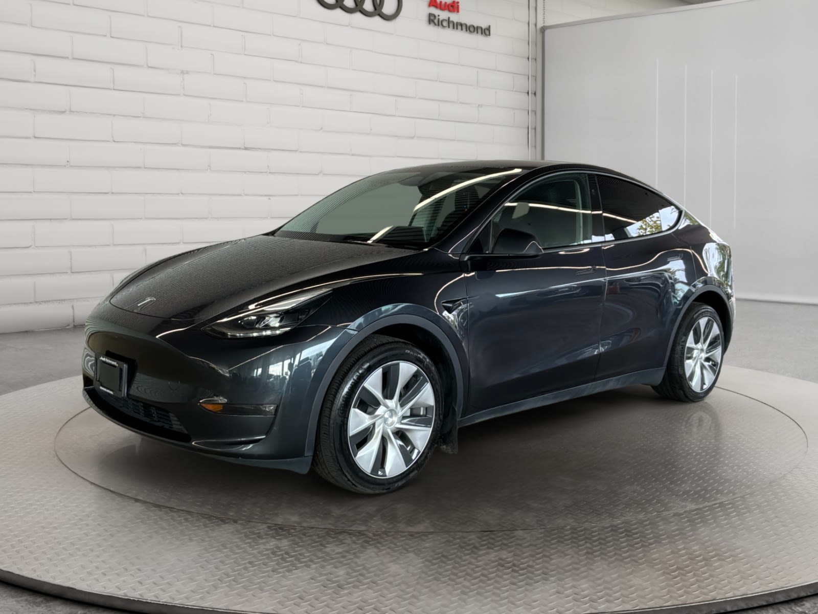  2024 Tesla Model Y SUV / Crossover All-Wheel Drive 1-Speed Automatic