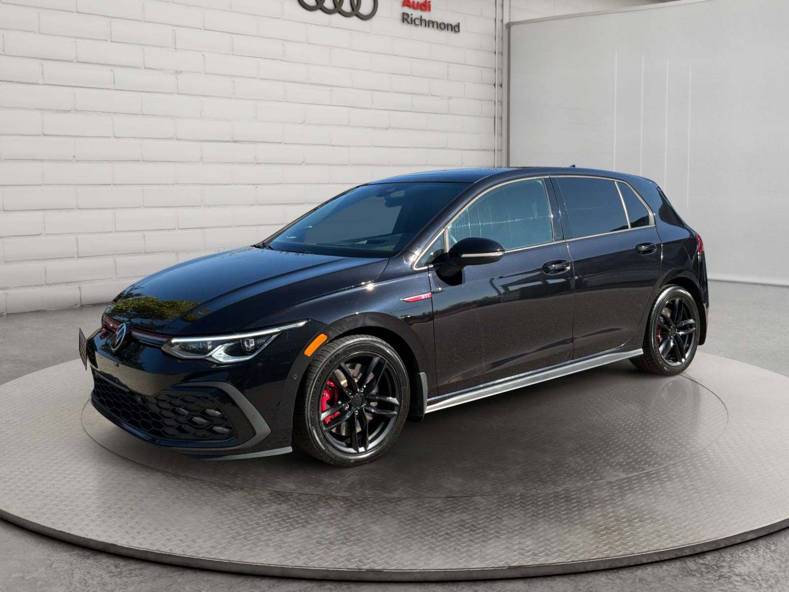  2022 Volkswagen Golf GTI 2.0T Autobahn FWD   