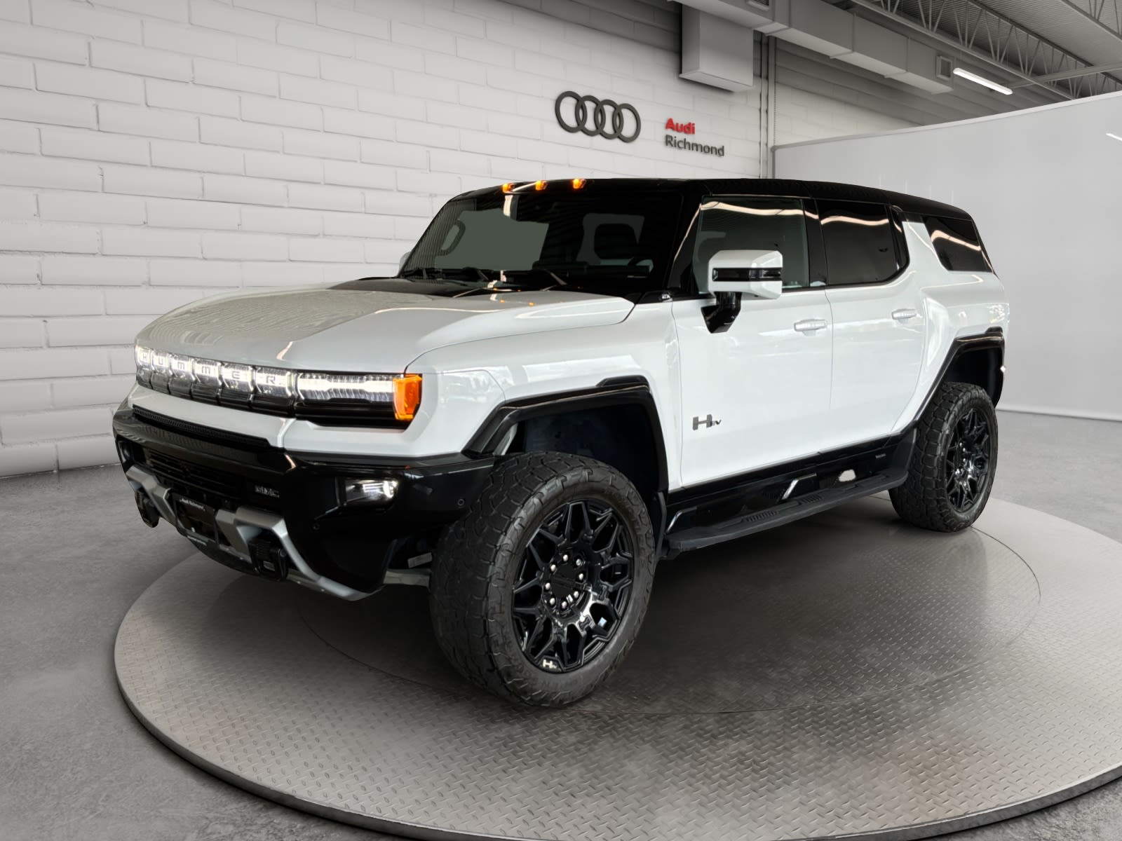  2024 GMC Hummer EV SUV SUV / Crossover All-Wheel Drive 1-Speed Automatic