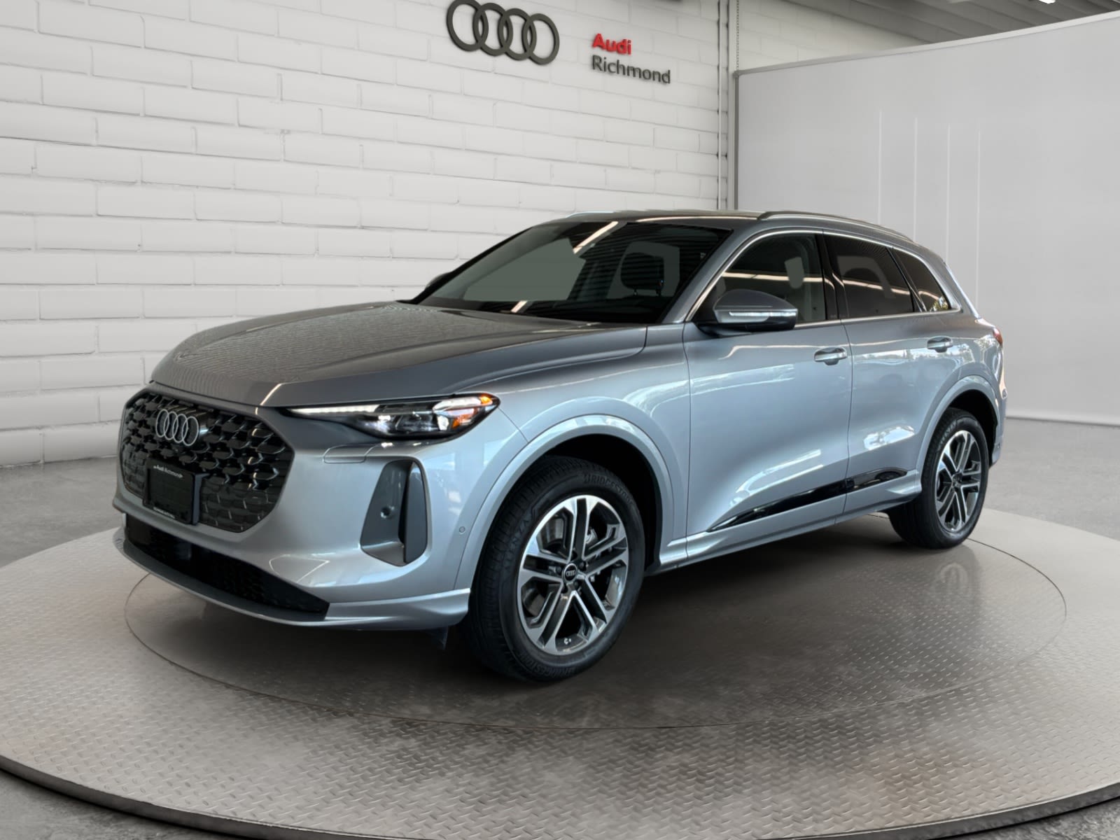 2025 Audi Q5 quattro Prestige 40 TFSI