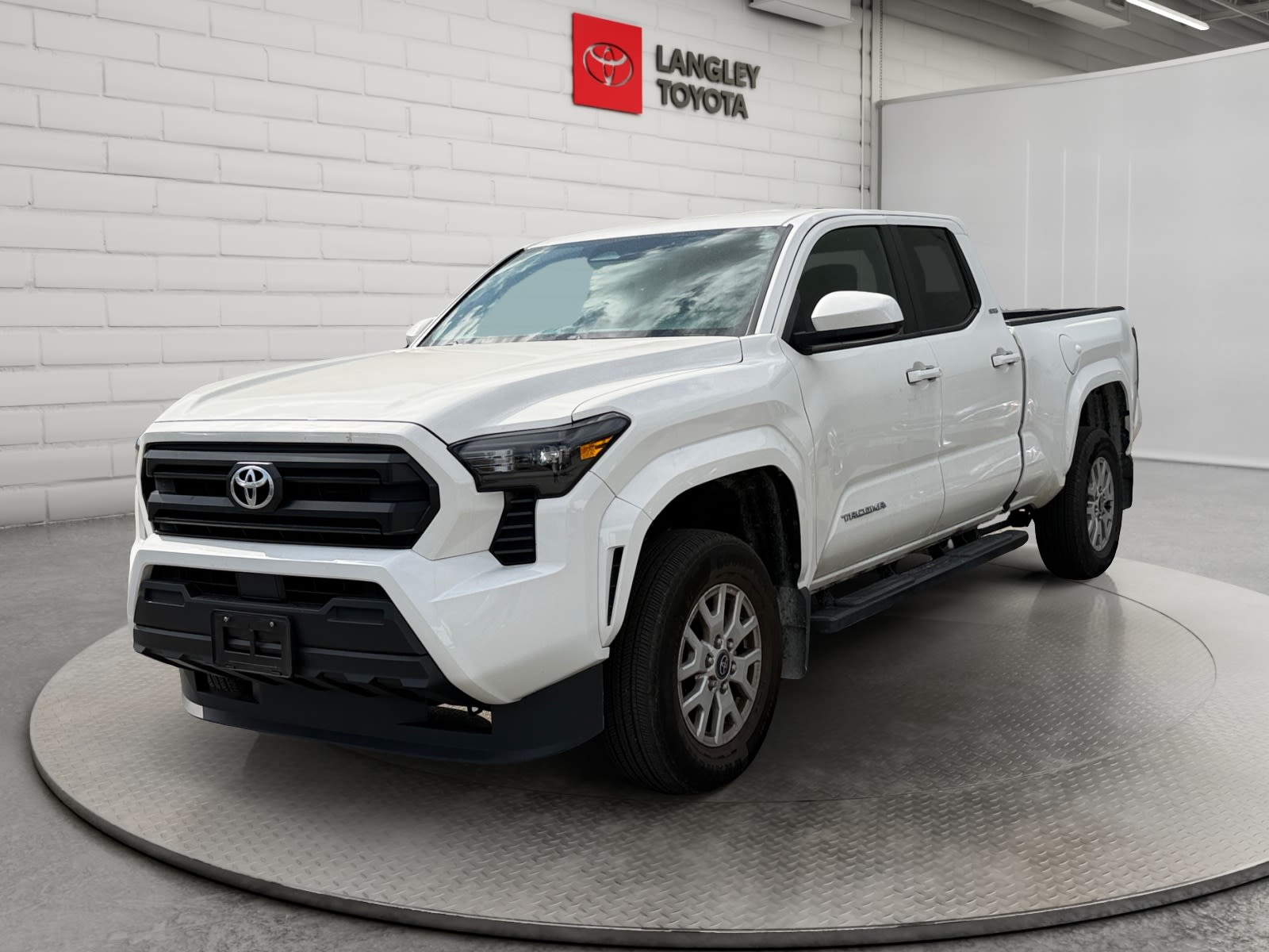  2025 Toyota Tacoma Pickup Truck Four-Wheel Drive 8-Speed Automatic