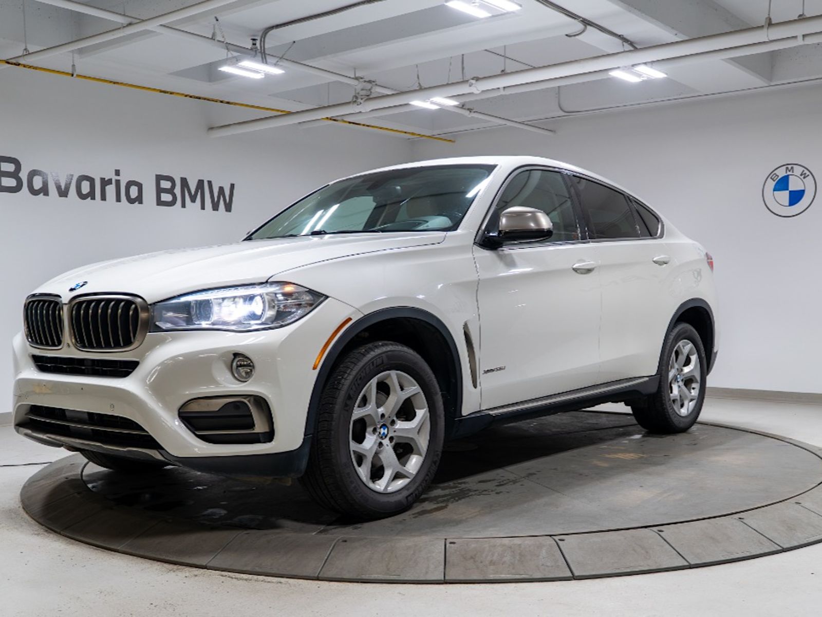 2015 BMW X6 SUV / Crossover All-Wheel Drive 8-Speed Automatic