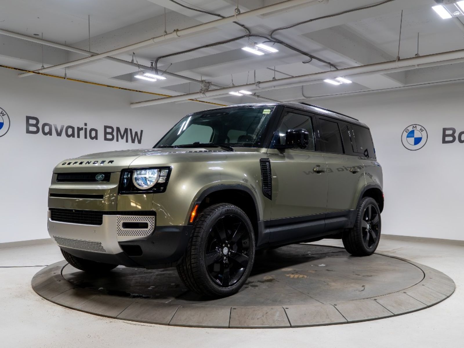  2023 Land Rover Defender 110 S AWD   