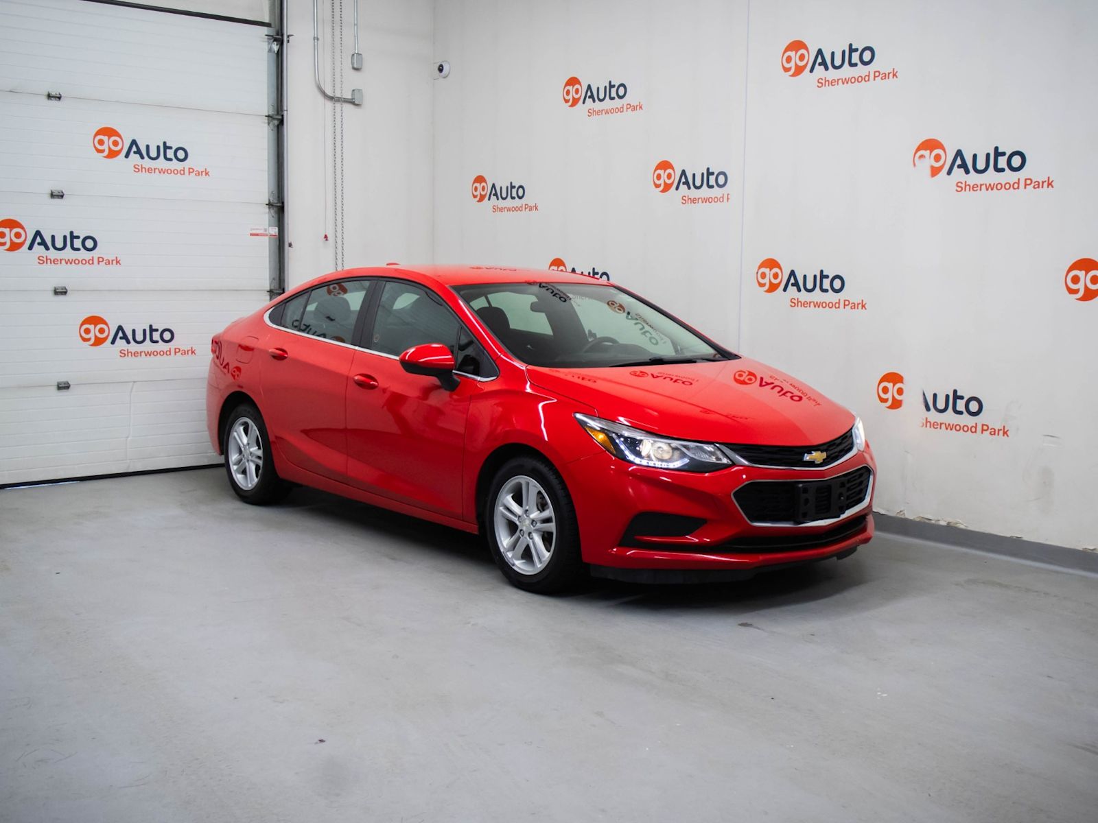 2018 Chevrolet Cruze LT Sedan FWD Sedan Front-Wheel Drive 6-Speed Automatic