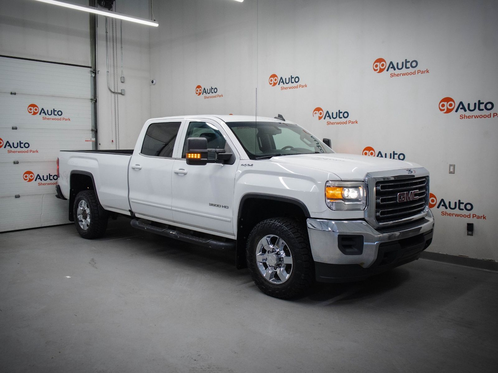 2015 GMC Sierra 3500HD Pickup Truck Four-Wheel Drive 6-Speed Automatic