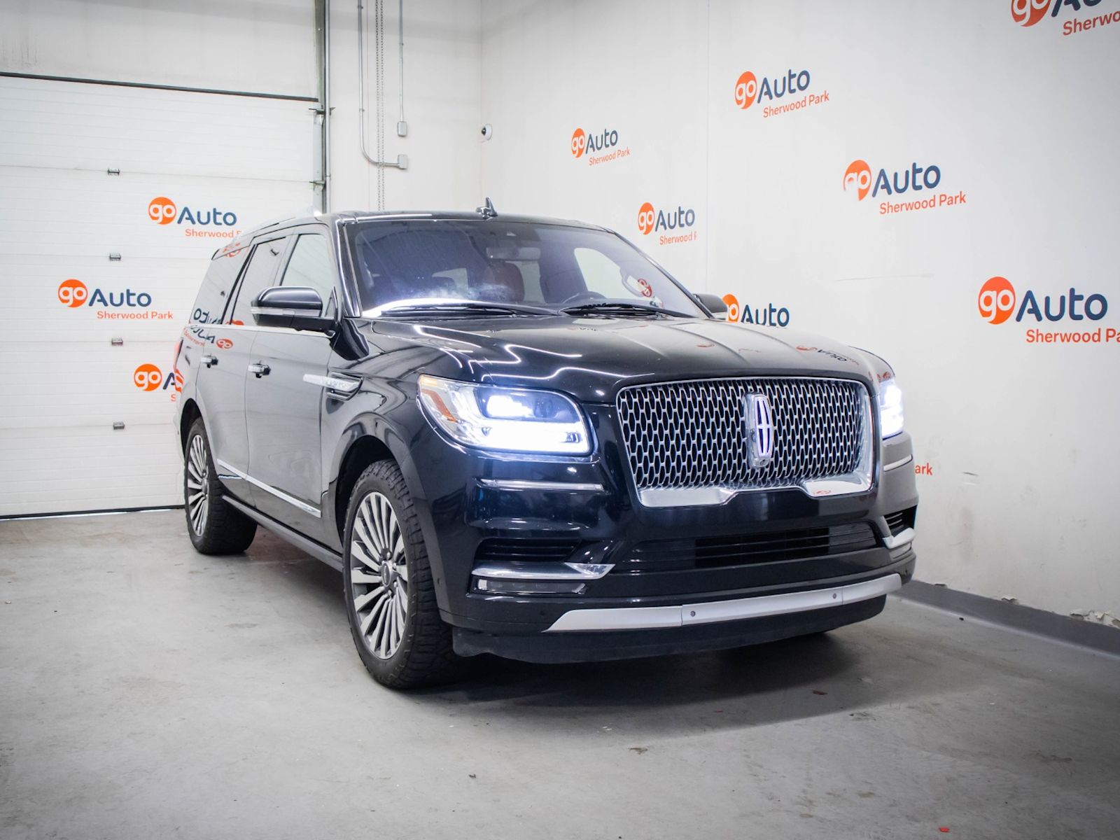 2018 Lincoln Navigator SUV / Crossover Four-Wheel Drive Automatic