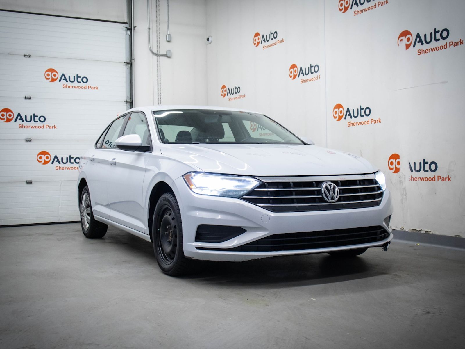  2019 Volkswagen Jetta Sedan  8-Speed Automatic