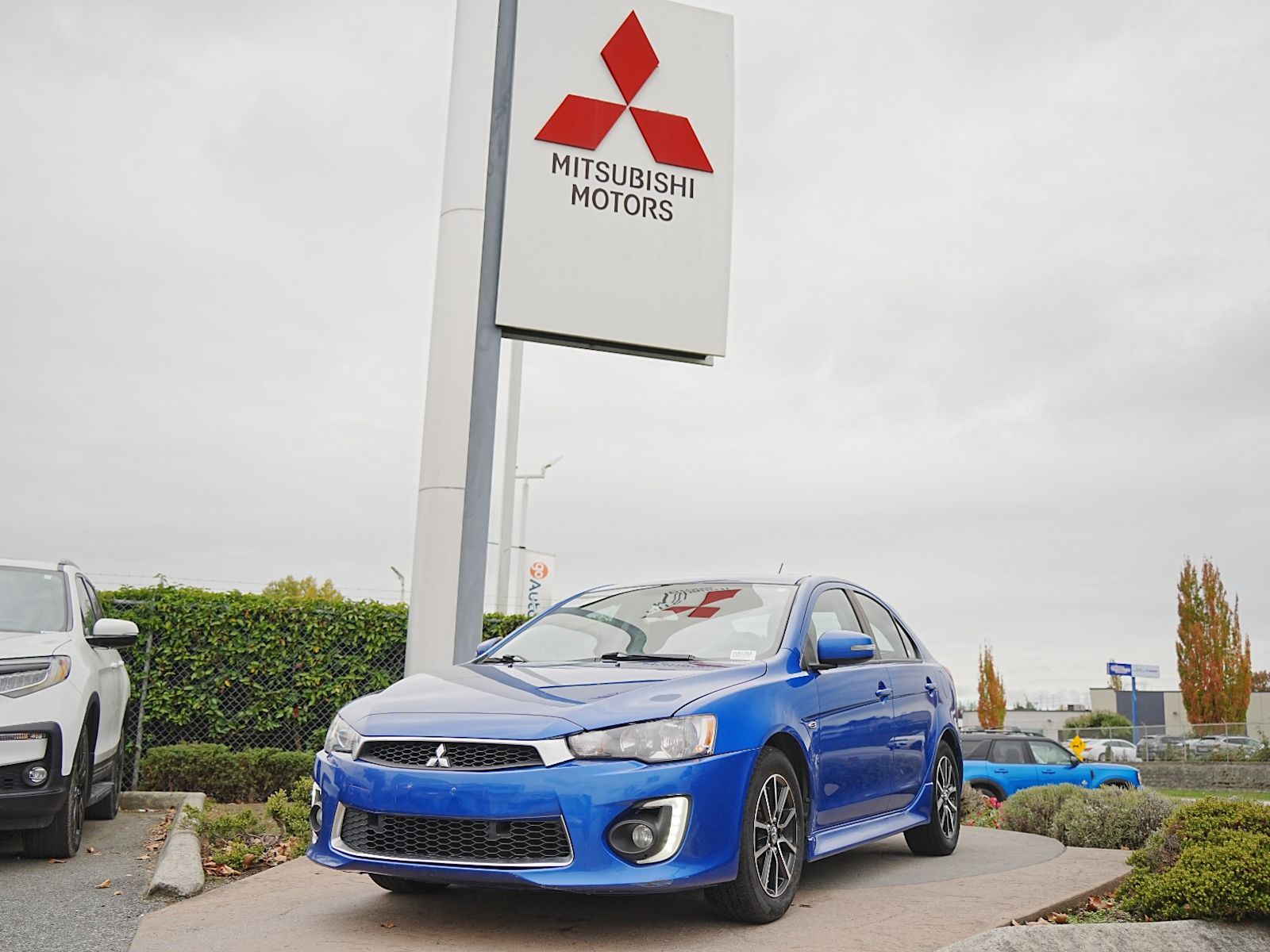 2017 Mitsubishi Lancer Sportback Hatchback