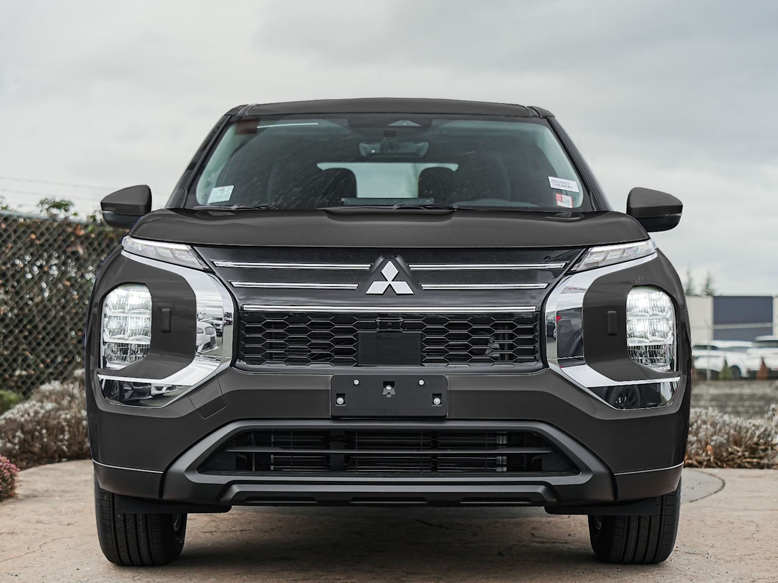 2026 Mitsubishi Outlander ES FWD