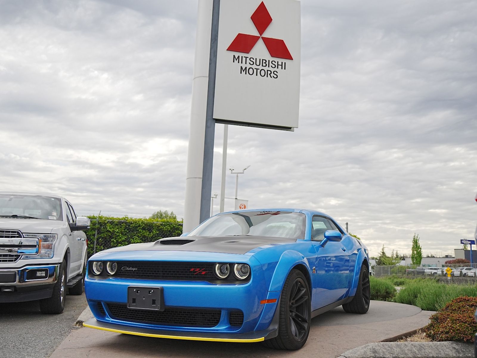  2023 Dodge Challenger R/T Scat Pack Widebody RWD   