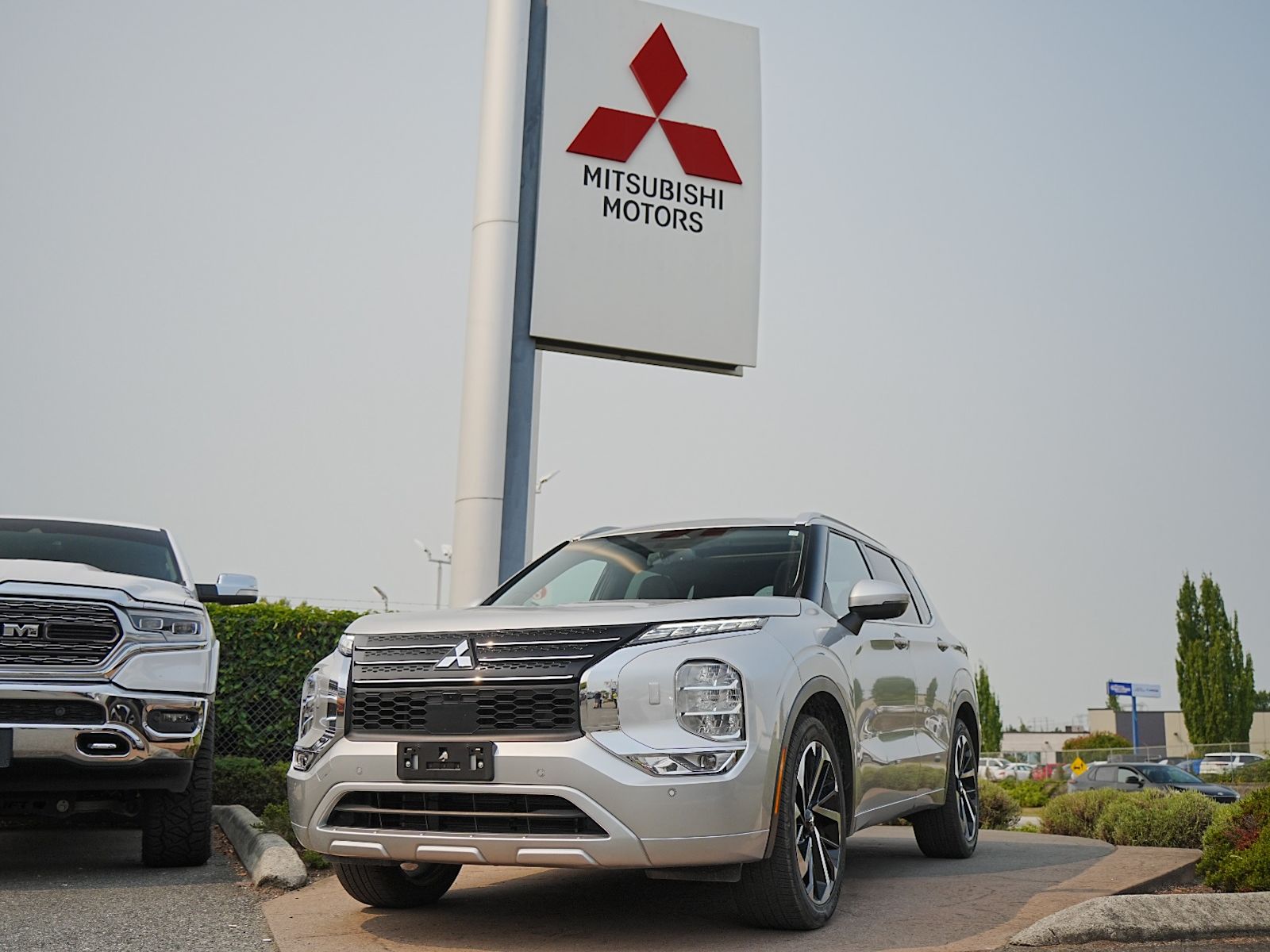 2024 Mitsubishi Outlander