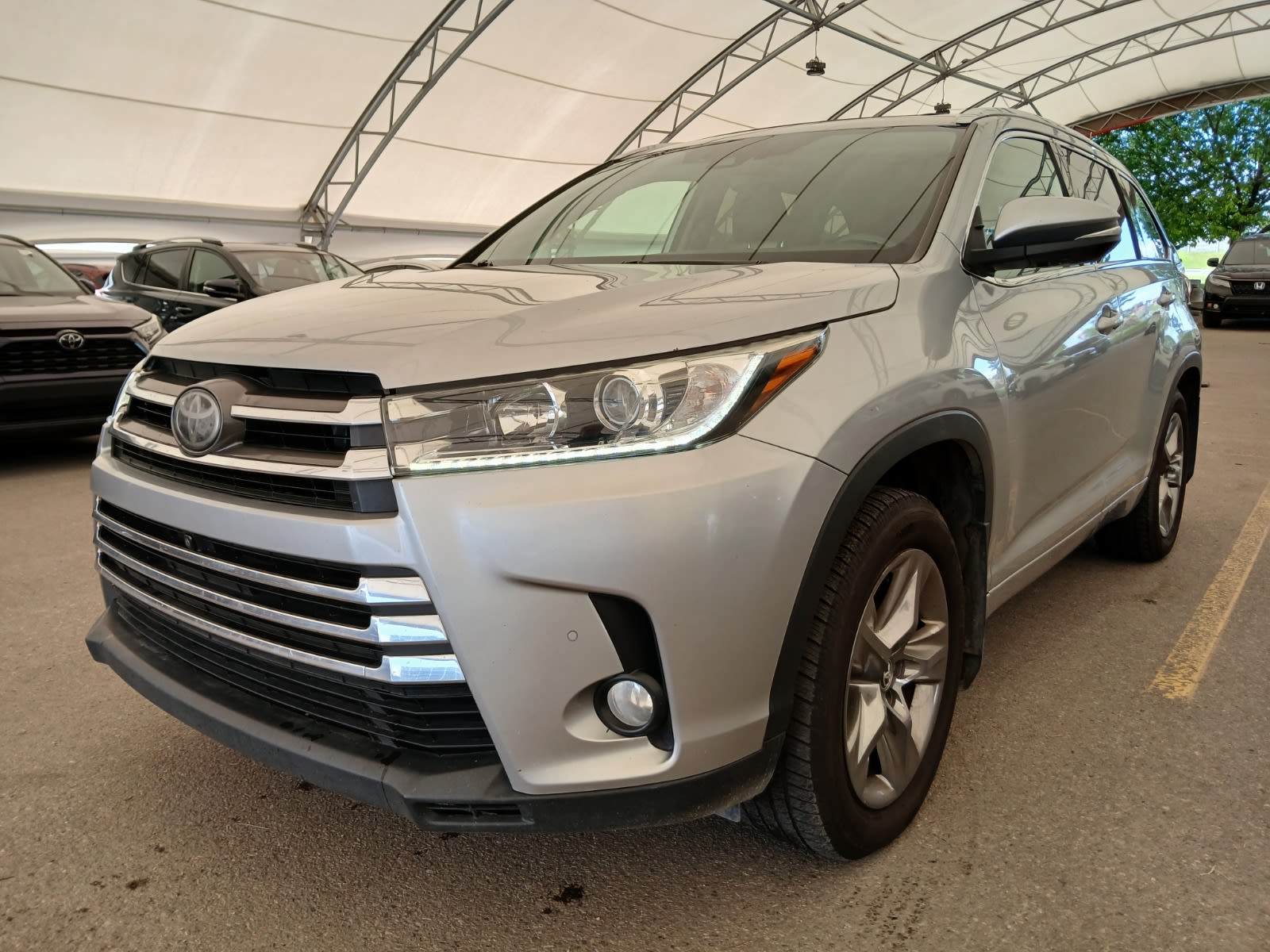 2018 Toyota Highlander SUV / Crossover All-Wheel Drive 8-Speed Automatic