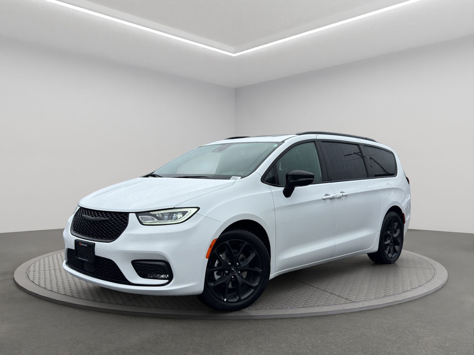 2025 Chrysler Pacifica Minivan Front-Wheel Drive 9-Speed Automatic