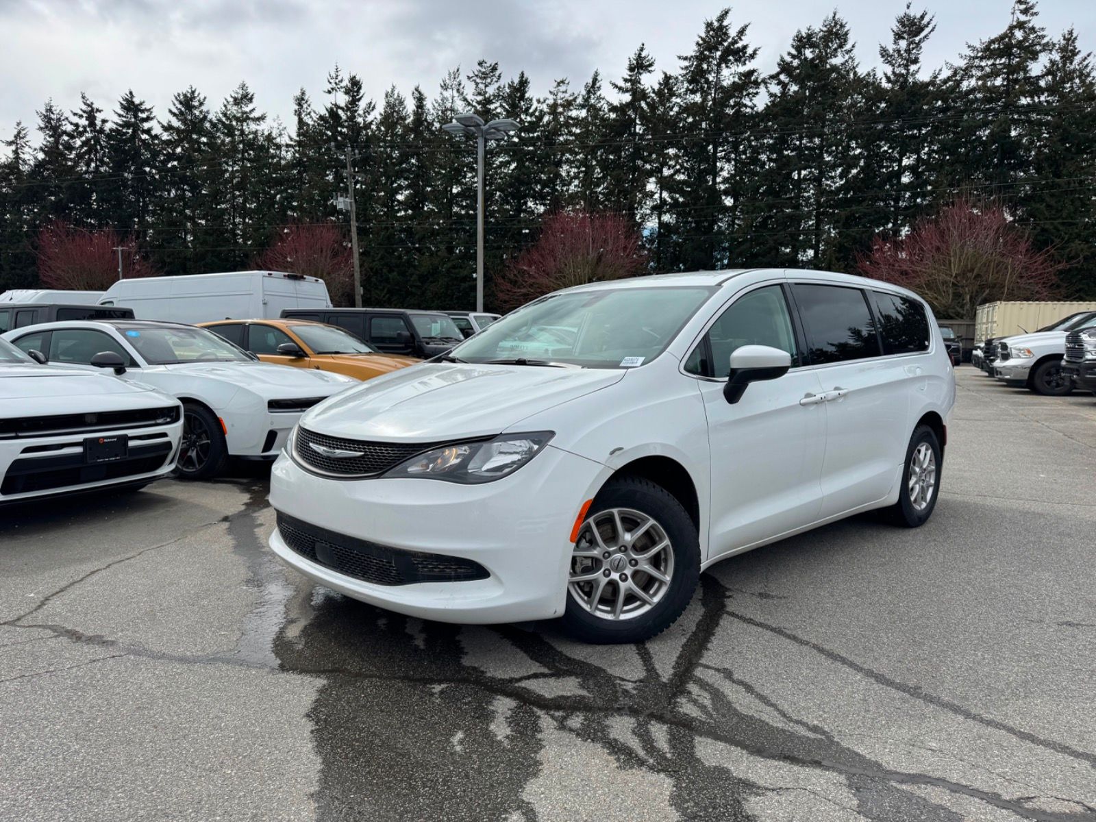2022 Chrysler Grand Caravan SXT FWD