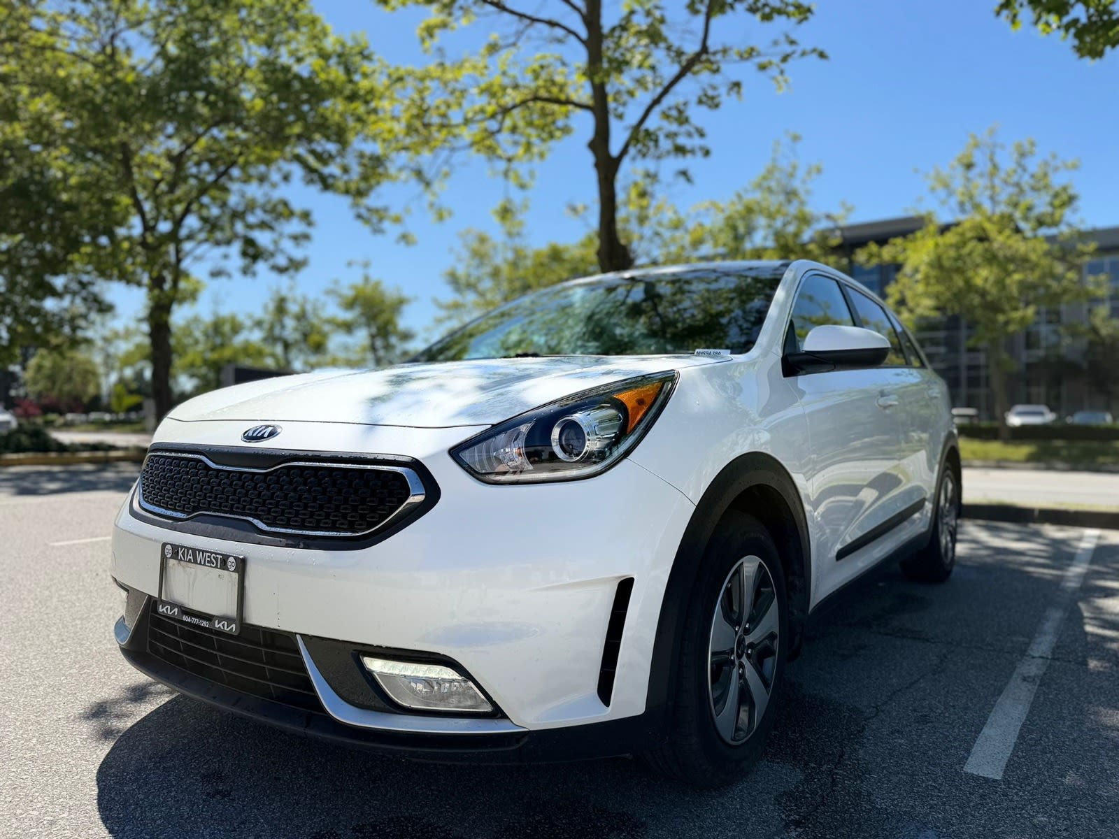  2019 Kia Niro L FWD SUV / Crossover  6-Speed Automatic