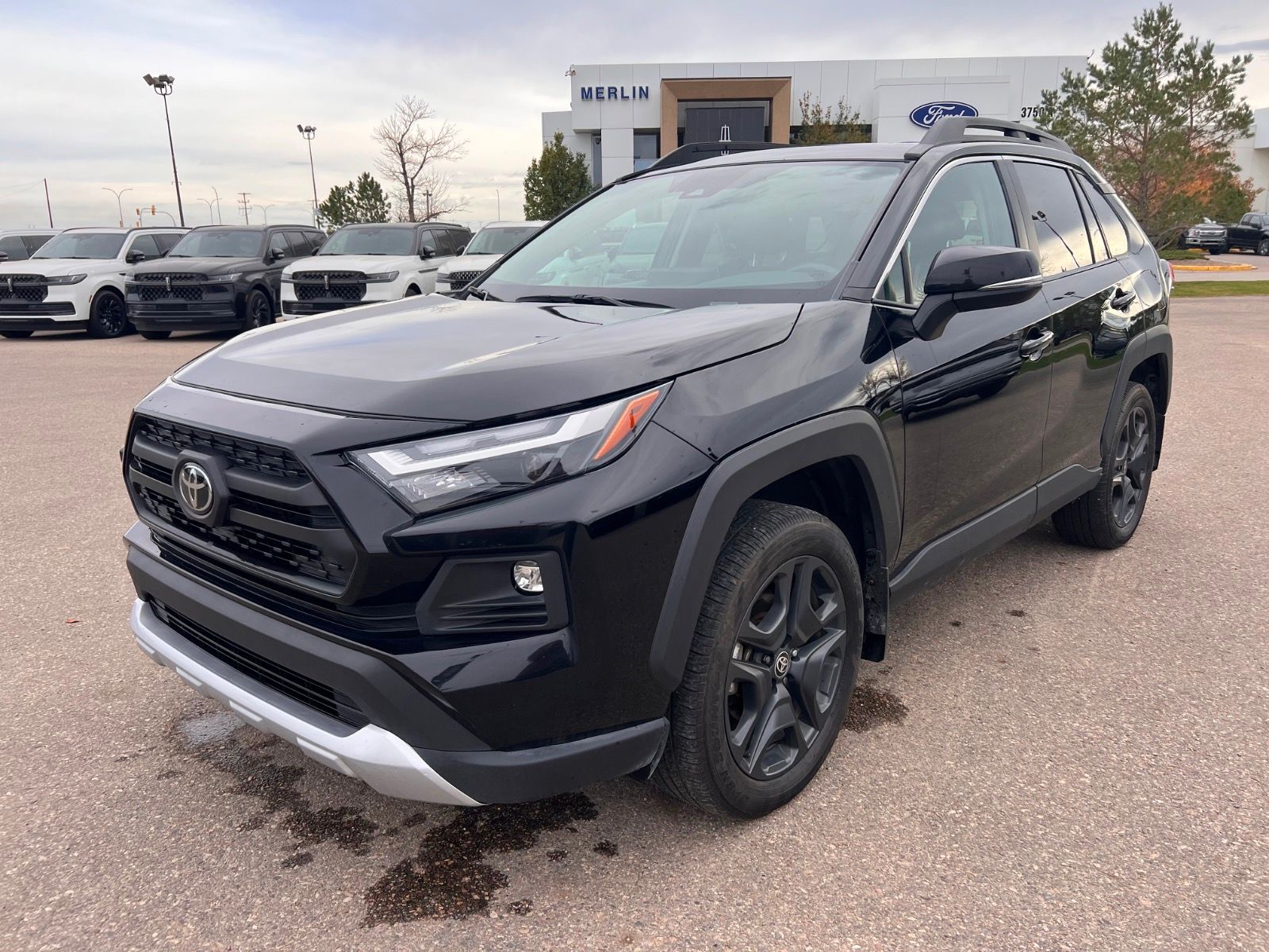 2025 Toyota RAV4 SUV / Crossover 8-Speed Automatic