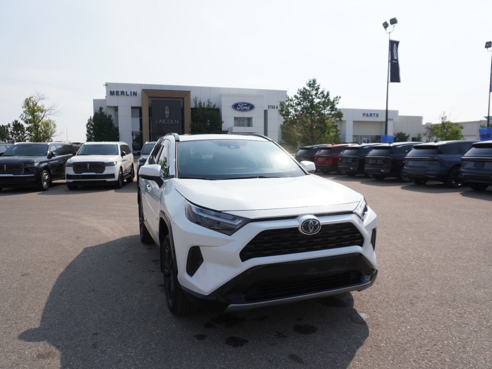  2023 Toyota RAV4 Hybrid SE AWD   