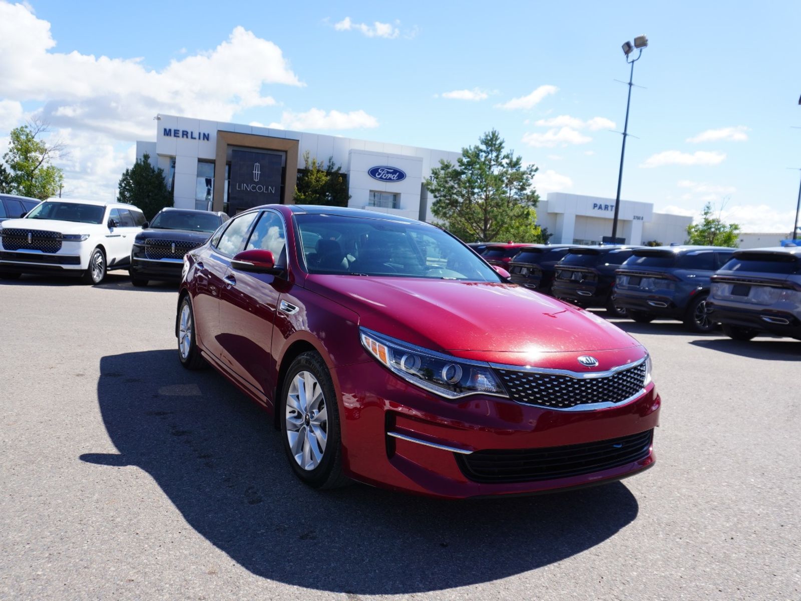  2016 Kia Optima Sedan Front-Wheel Drive 6-Speed Automatic