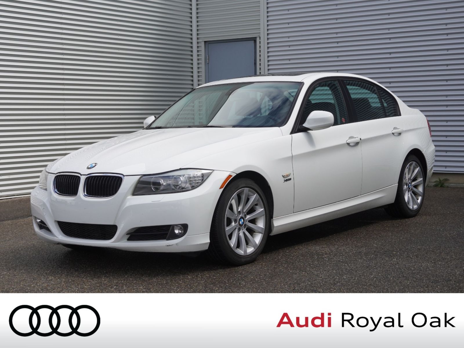 2011 BMW 3 Series 328i xDrive Sedan AWD Sedan All-Wheel Drive 6-Speed Manual
