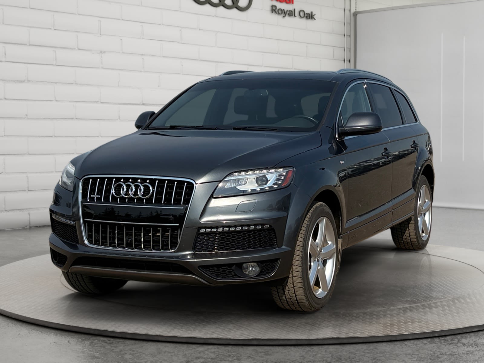  2013 Audi Q7 SUV / Crossover All-Wheel Drive 8-Speed Automatic