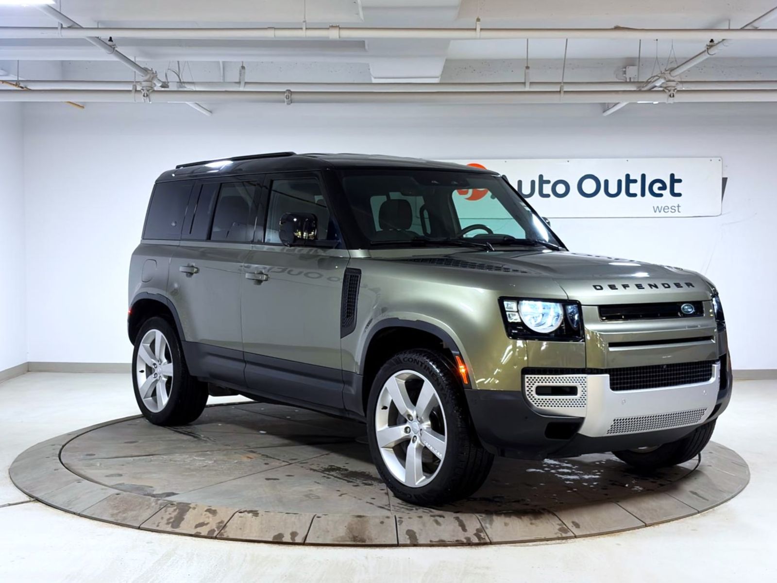 2023 Land Rover Defender 110 S AWD