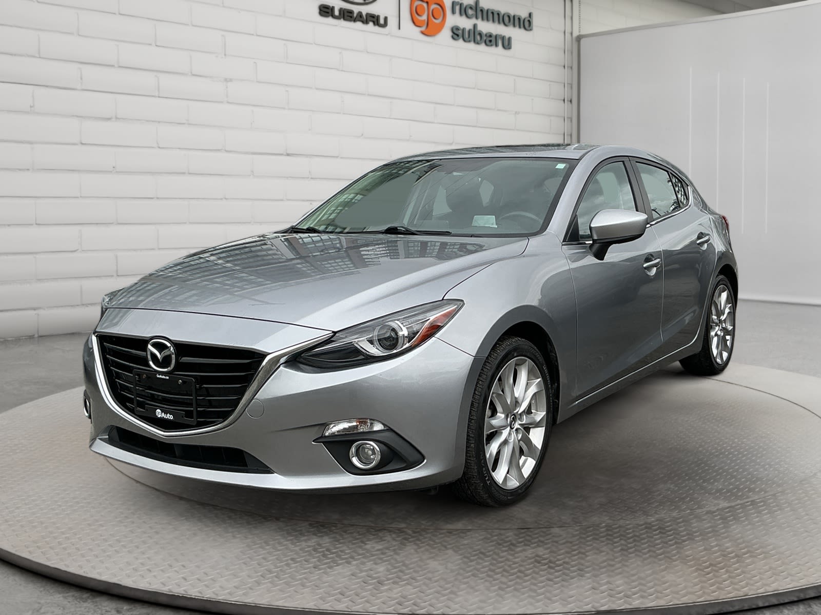 2015 Mazda MAZDA3 s Grand Touring Hatchback