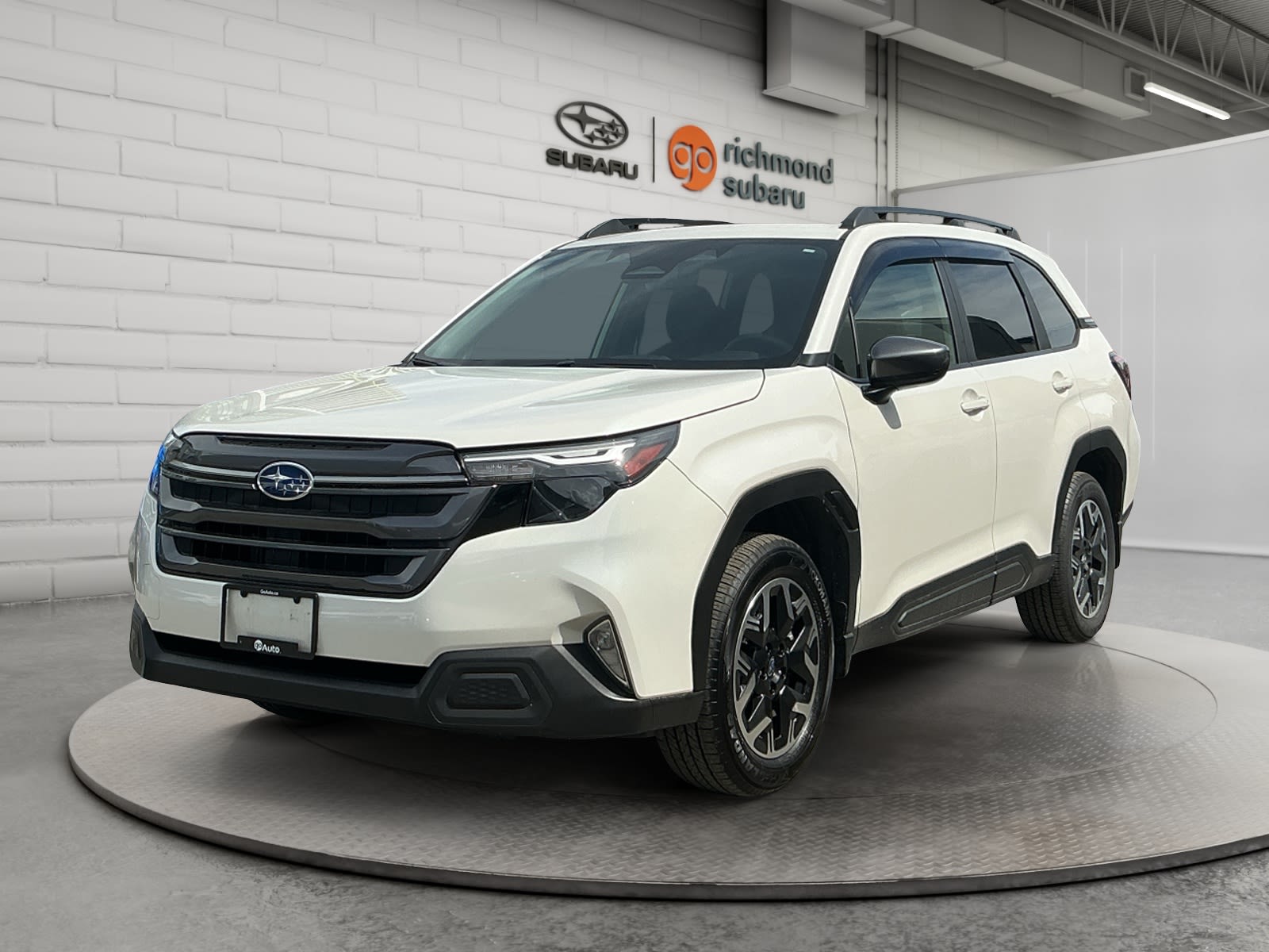  2025 Subaru Forester Touring Crossover AWD   