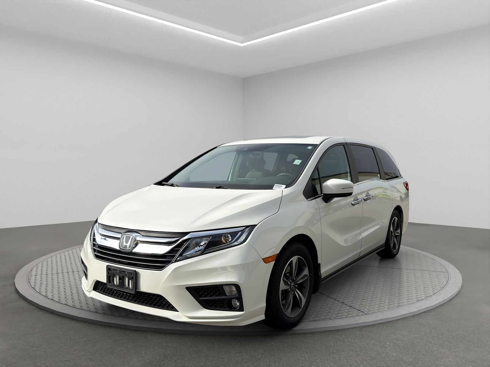  2019 Honda Odyssey Minivan Front-Wheel Drive 9-Speed Automatic