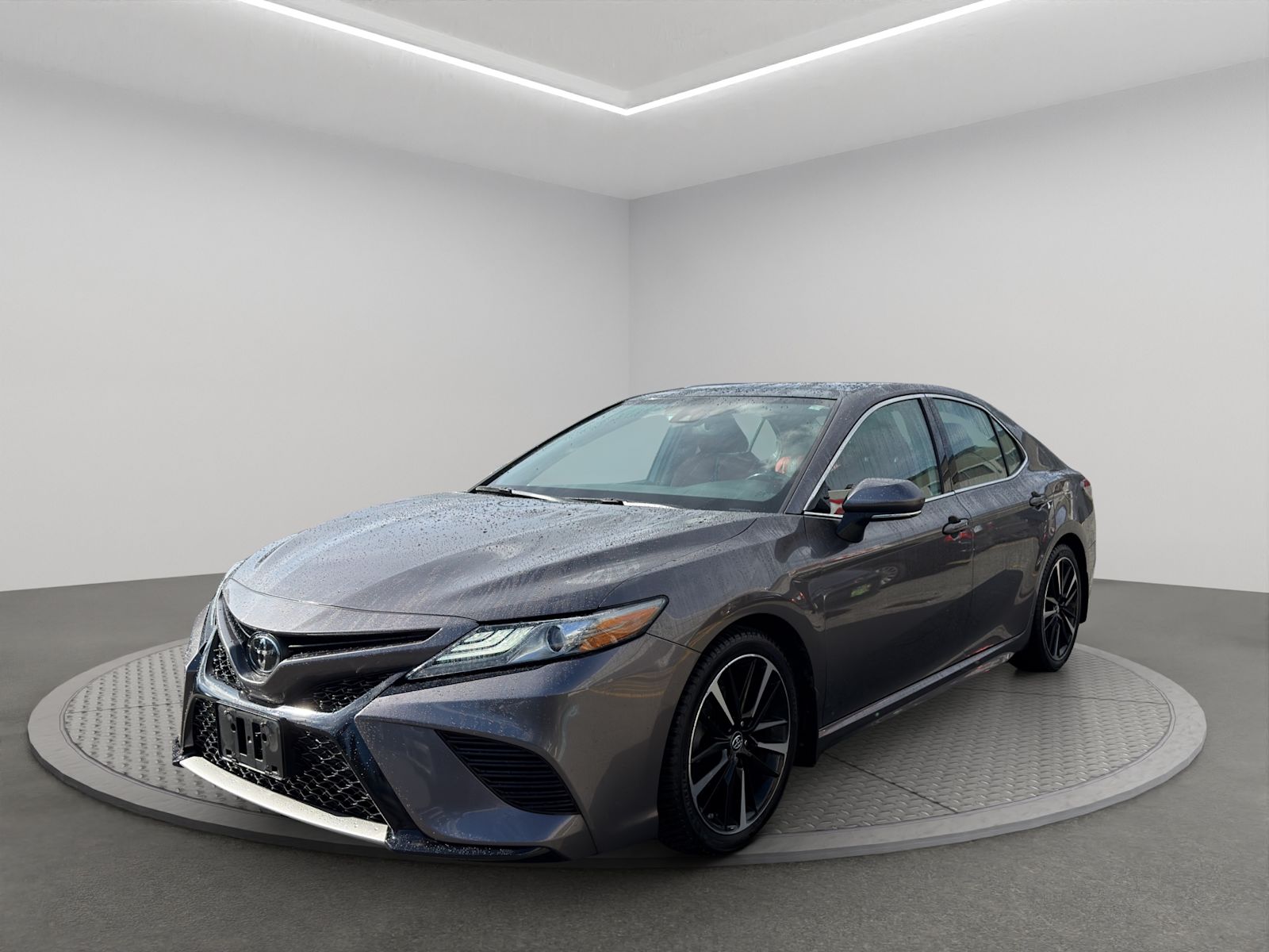  2019 Toyota Camry Sedan Front-Wheel Drive 8-Speed Automatic
