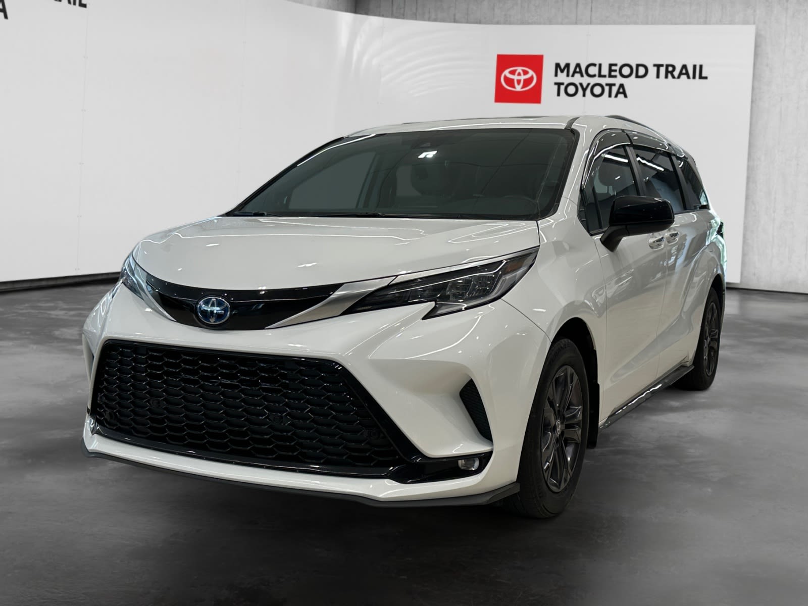  2024 Toyota Sienna Minivan All-Wheel Drive Continuously Variable Transmission