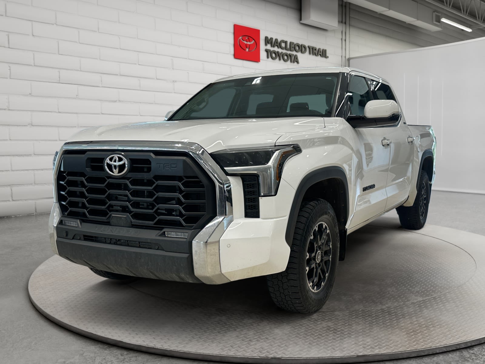 2022 Toyota Tundra Pickup Truck Four-Wheel Drive Automatic