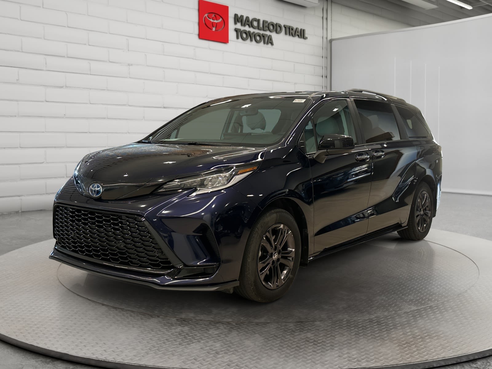  2025 Toyota Sienna Minivan All-Wheel Drive Continuously Variable Transmission