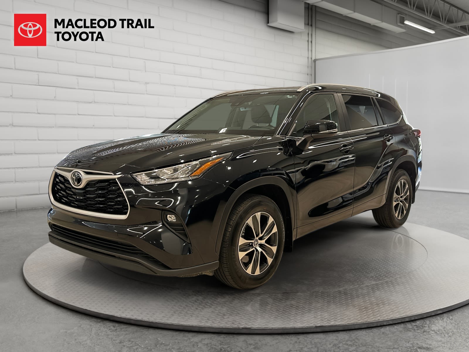  2026 Toyota Highlander SUV / Crossover All-Wheel Drive 8-Speed Automatic