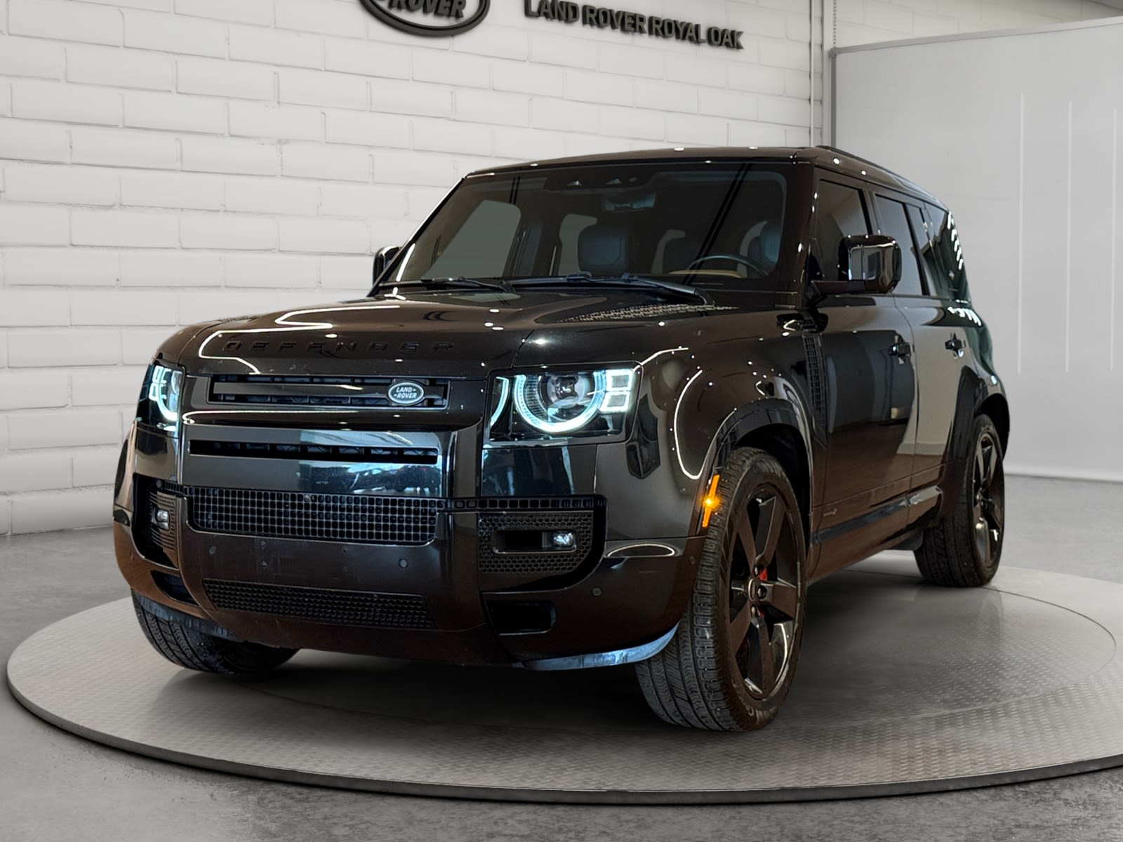  2023 Land Rover Defender 110 X AWD   