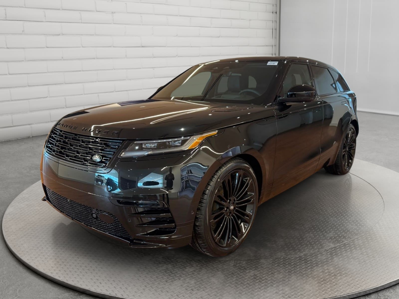  2026 Land Rover Range Rover Velar SUV / Crossover All-Wheel Drive 8-Speed Automatic