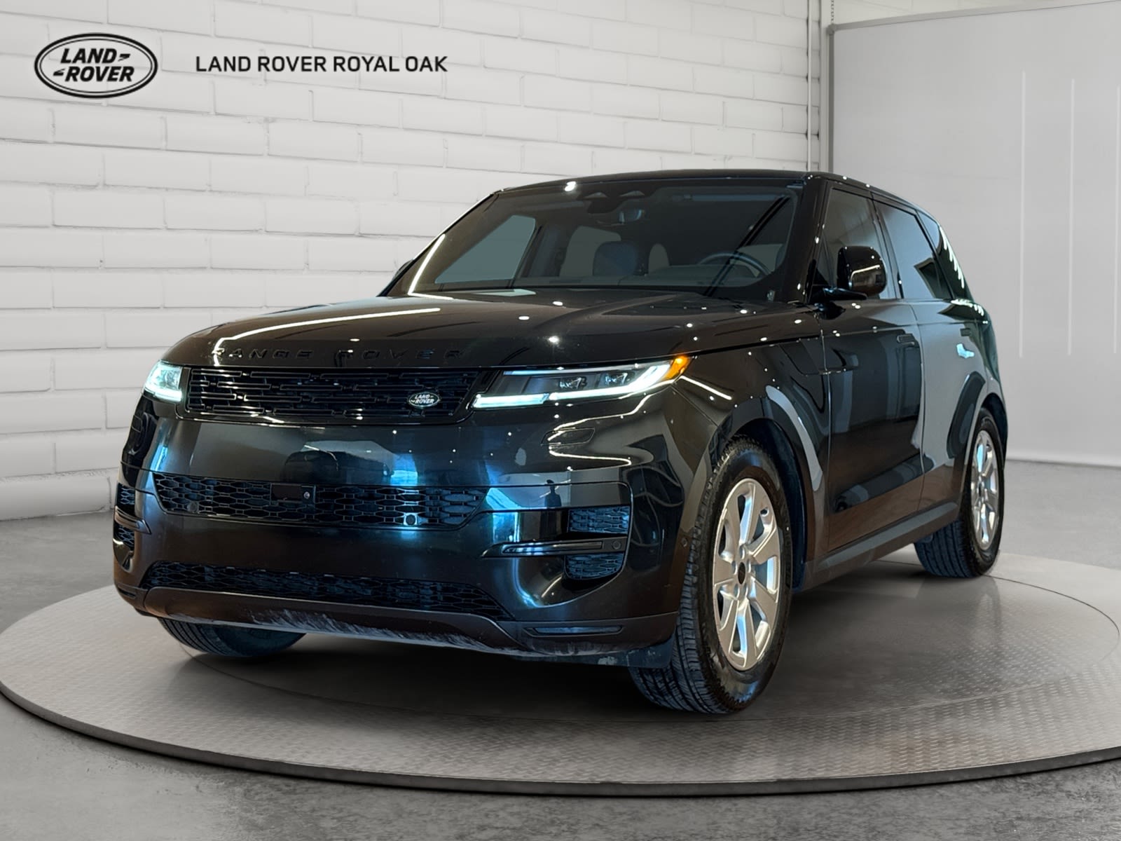 2026 Land Rover Range Rover Sport SUV / Crossover All-Wheel Drive 8-Speed Automatic
