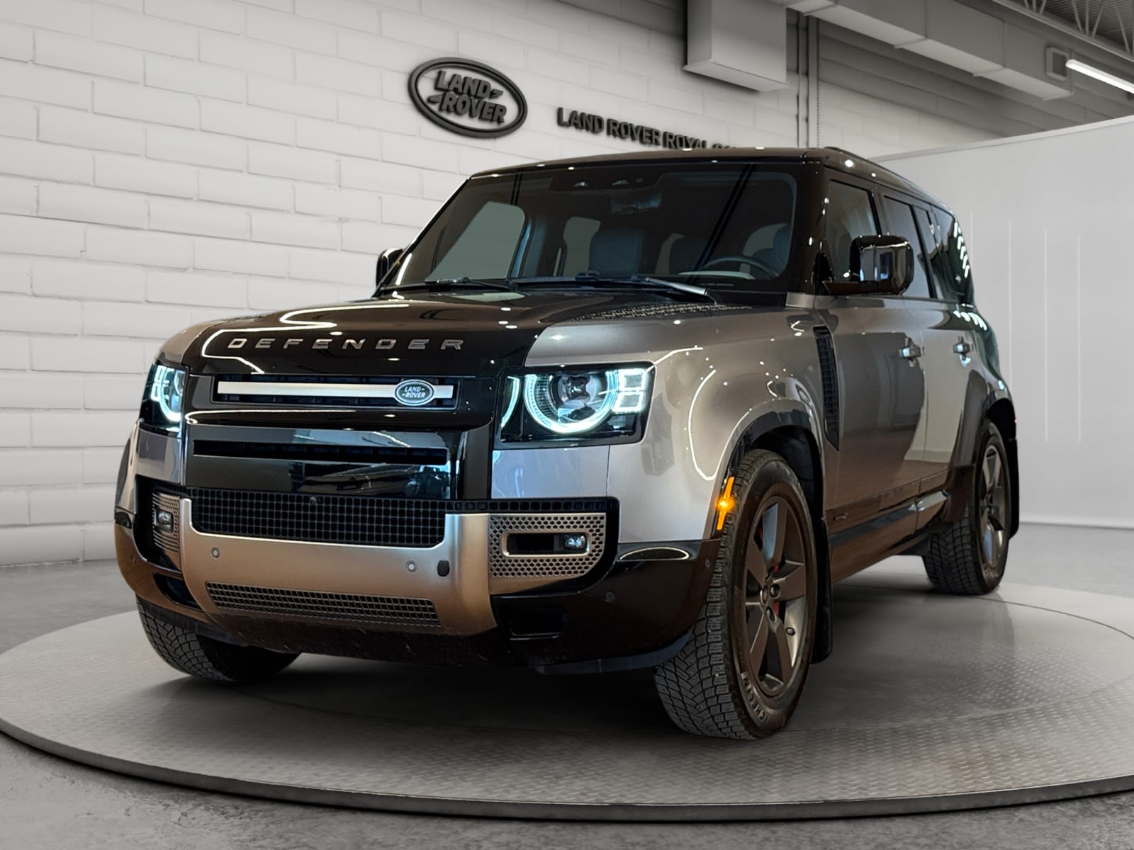 2023 Land Rover Defender 110 X AWD