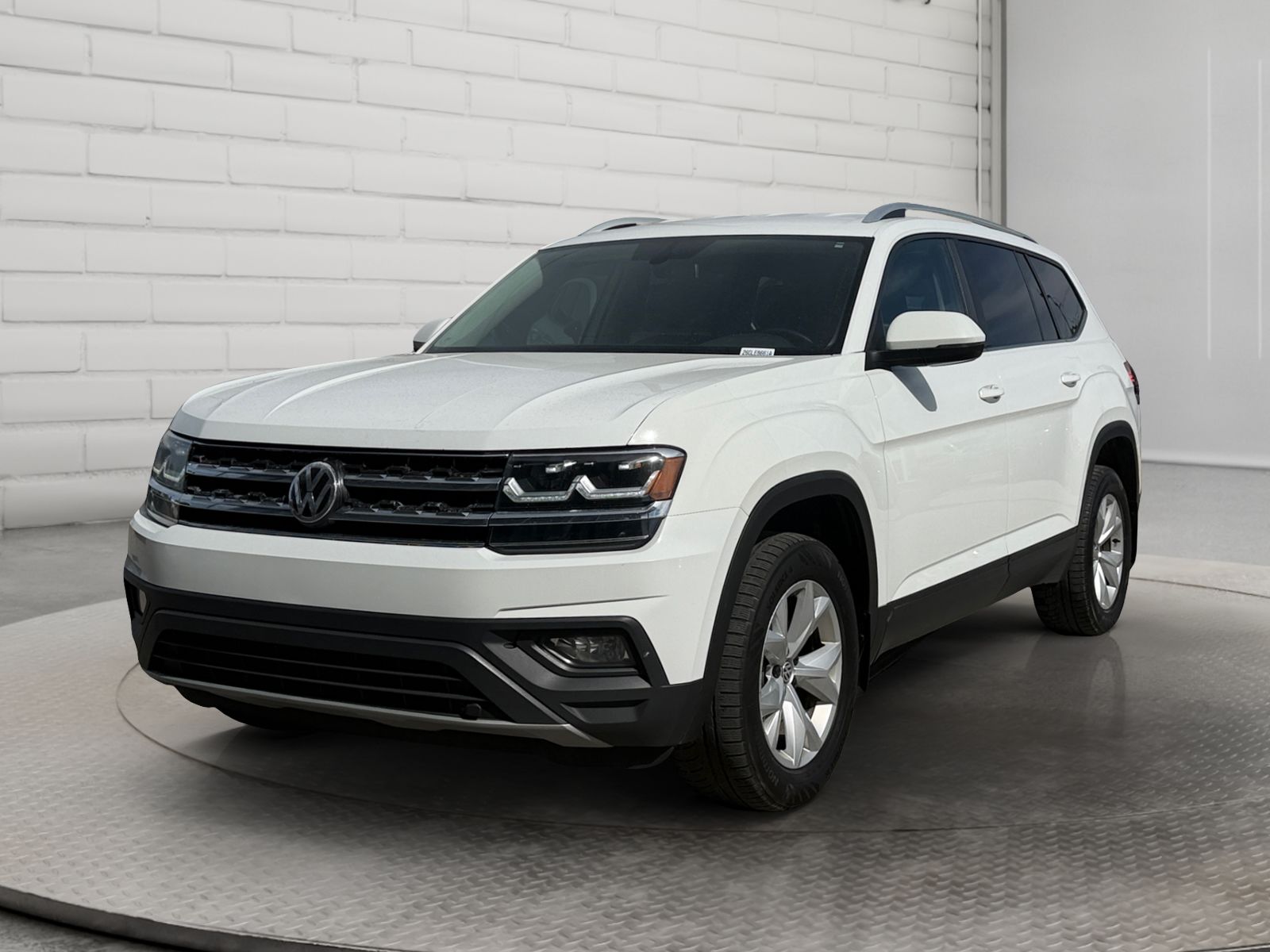 2018 Volkswagen Atlas SUV / Crossover 8-Speed Automatic
