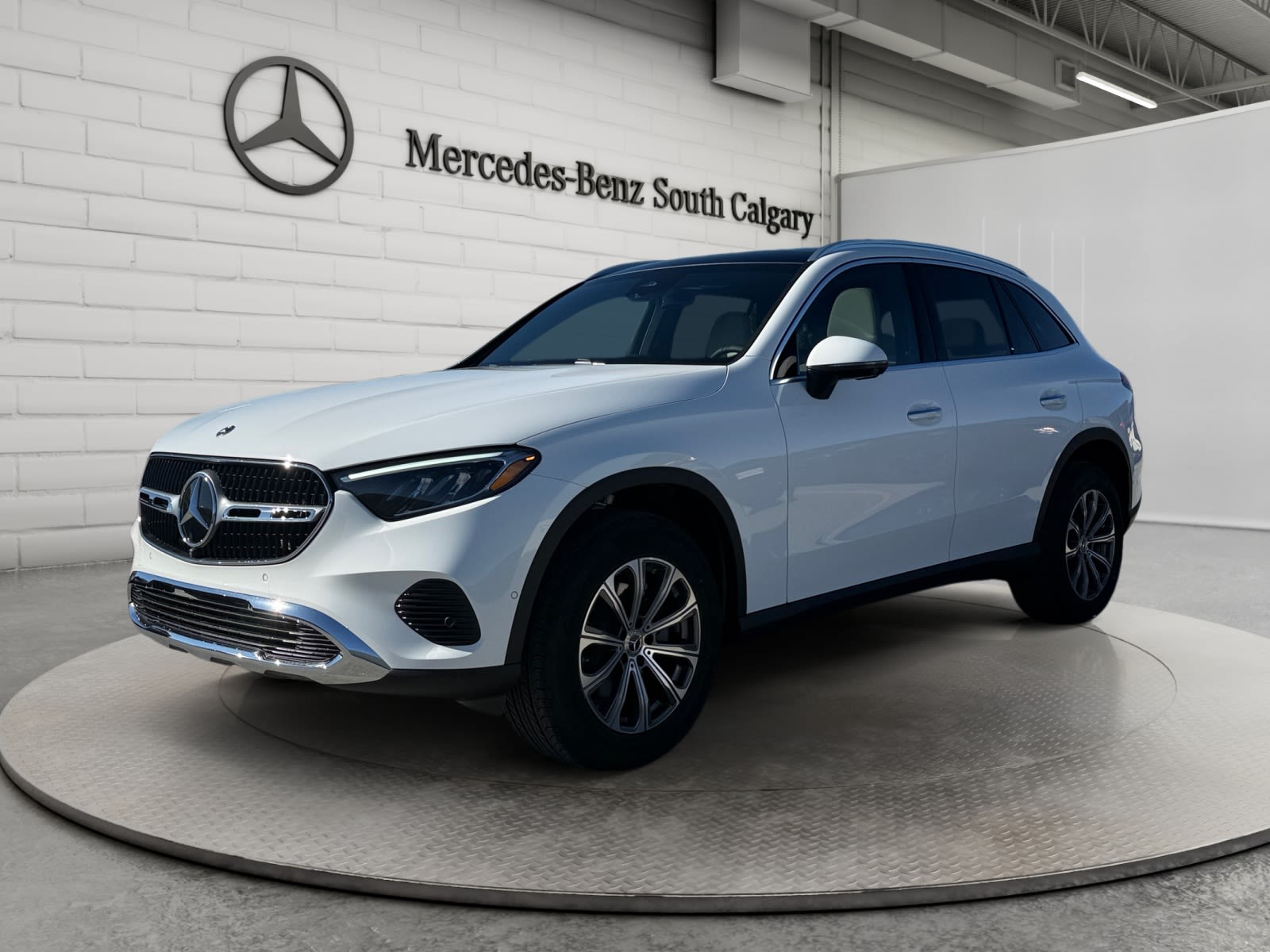  2027 Mercedes-Benz GLC SUV / Crossover All-Wheel Drive 9-Speed Automatic