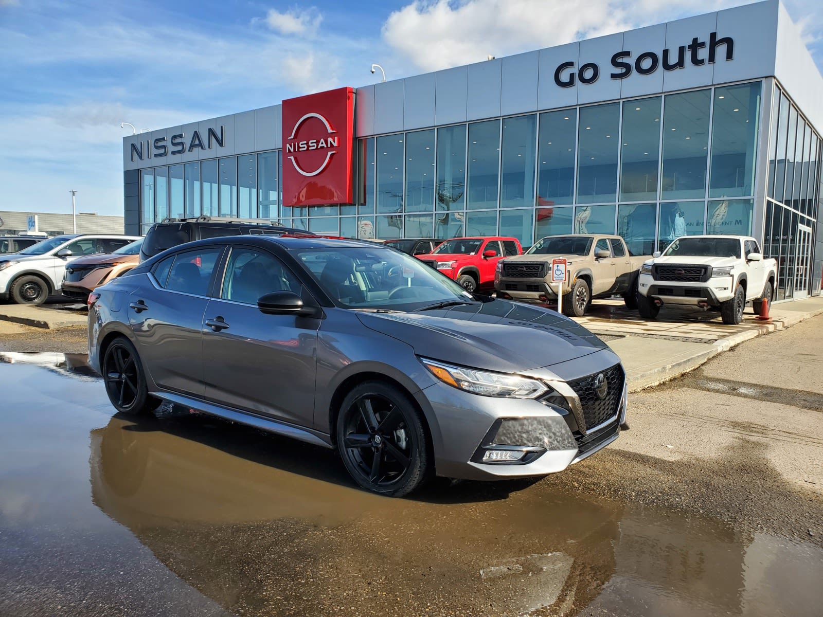 2023 Nissan Sentra SR FWD