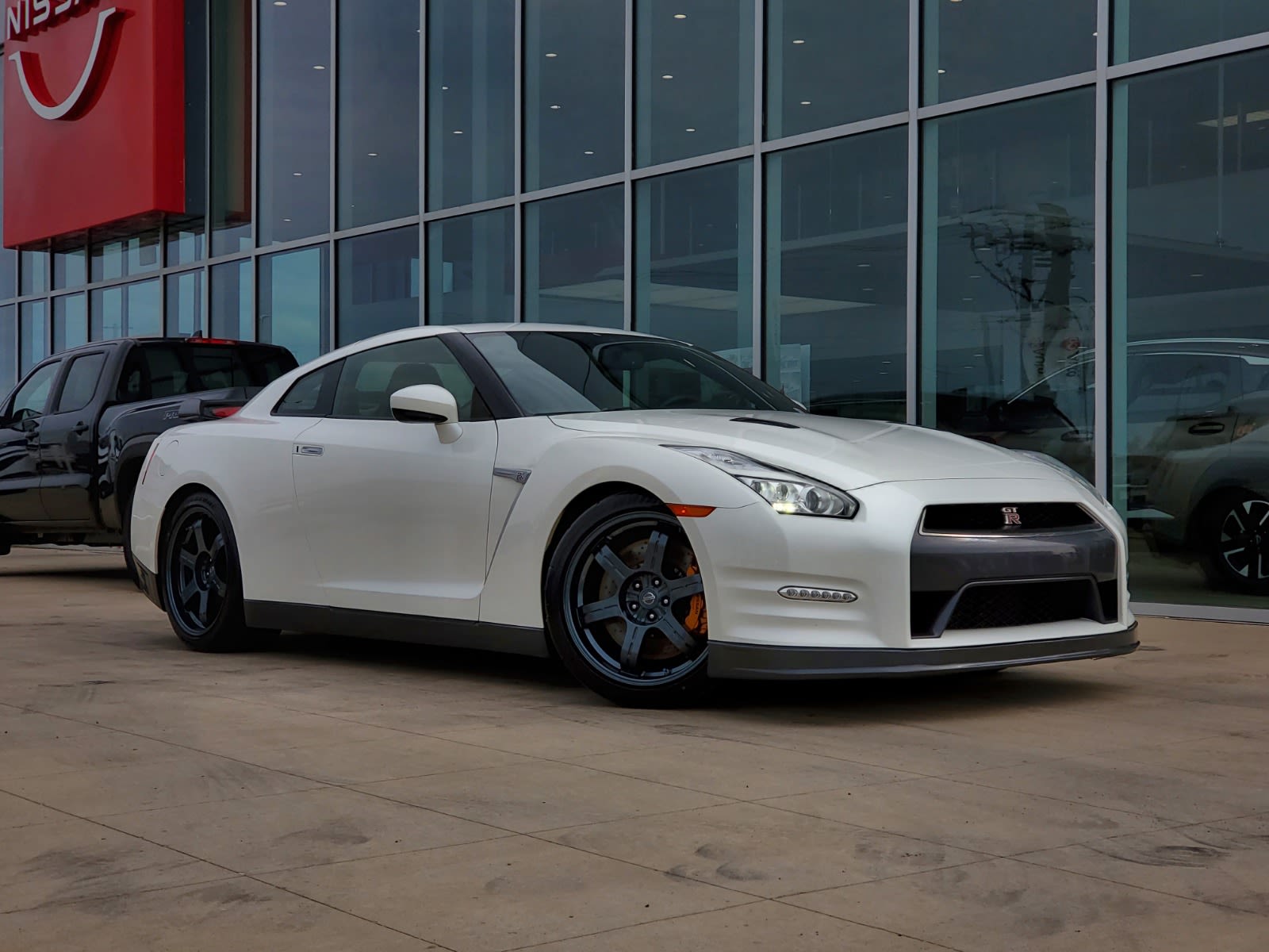 2015 Nissan GT-R Black Edition