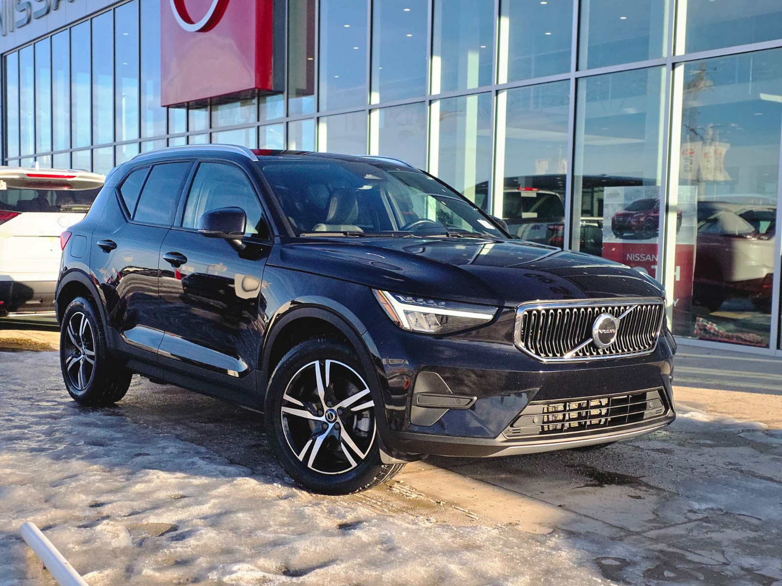 2023 Volvo XC40 B5 Core AWD