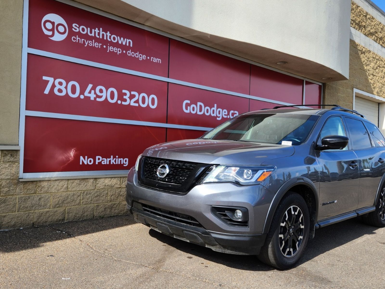 2020 Nissan Pathfinder SL Premium 4WD