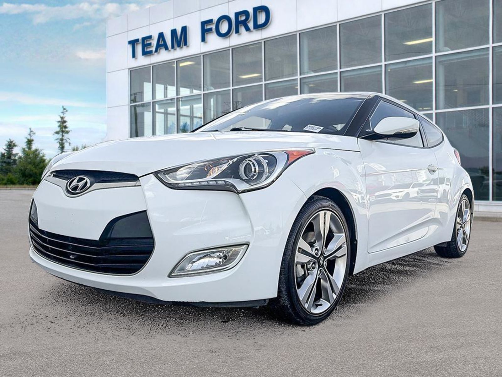 2016 Hyundai Veloster Tech FWD Coupe 6-Speed Automatic