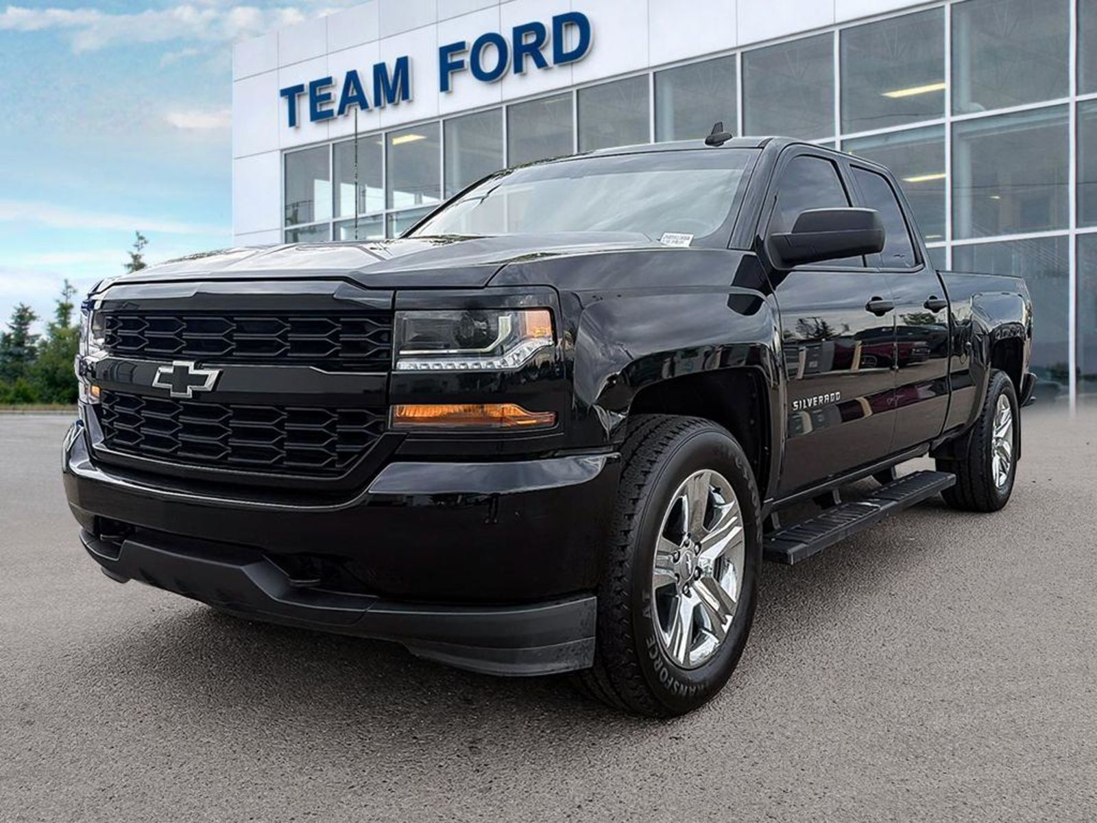 2019 Chevrolet Silverado 1500 Pickup Truck Four-Wheel Drive 6-Speed Automatic