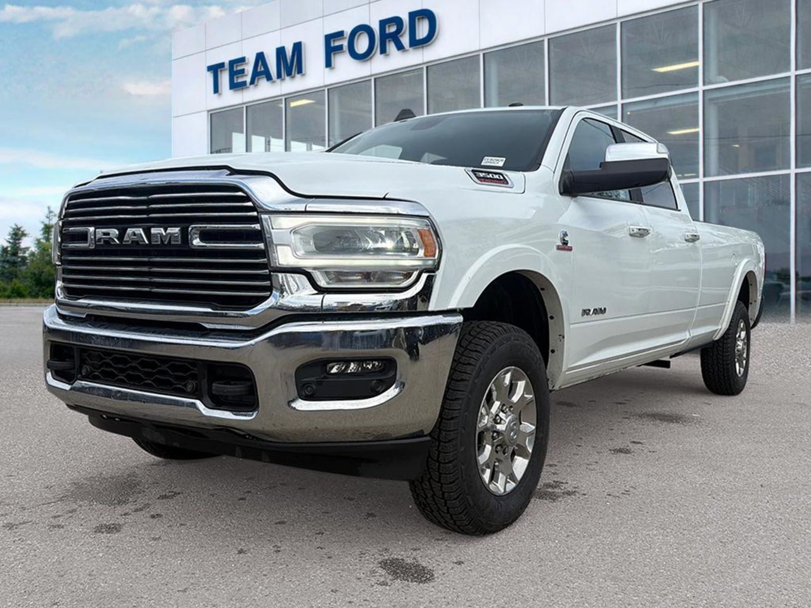 2022 RAM 3500 Laramie Crew Cab LB 4WD