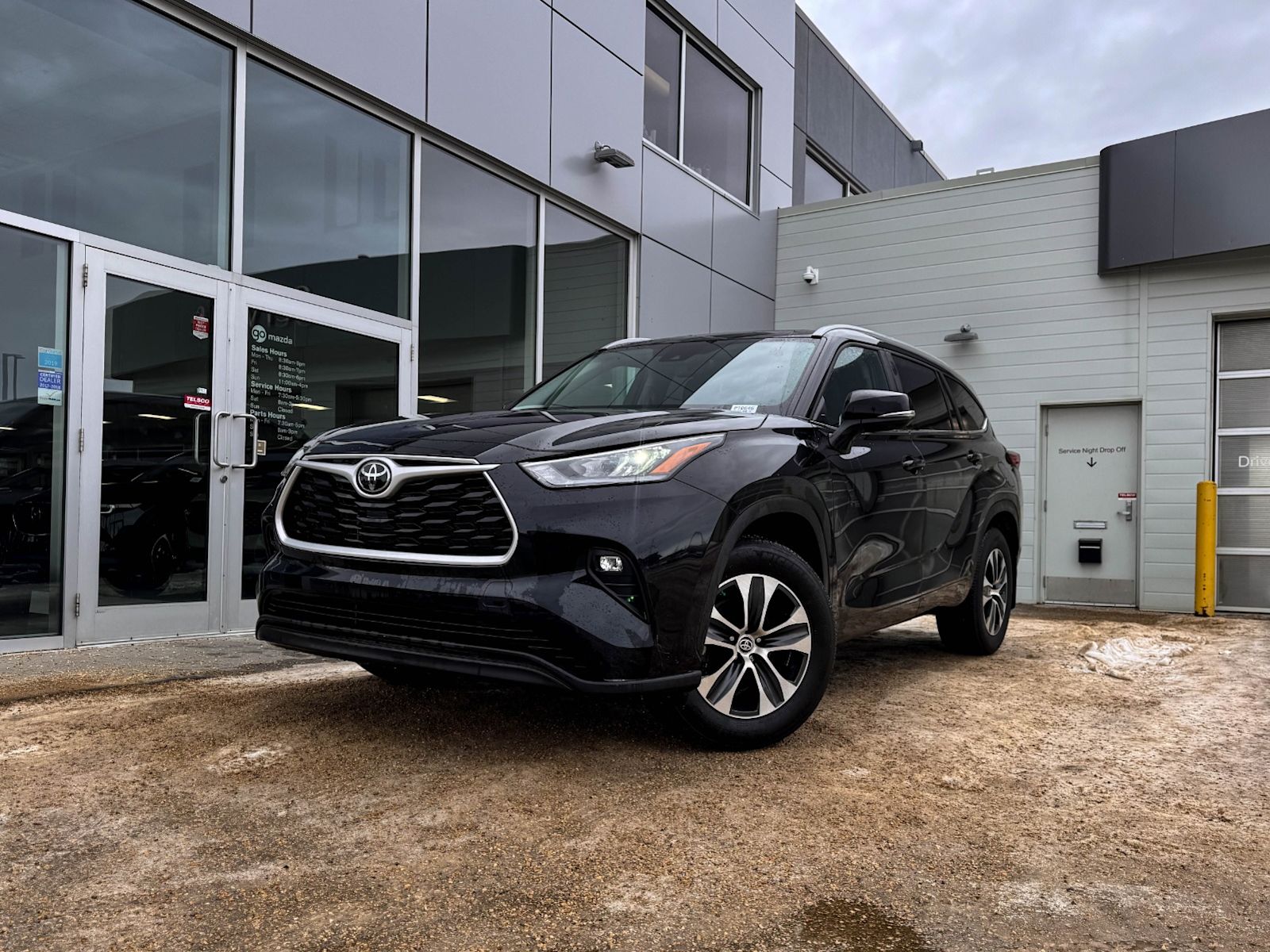 2023 Toyota Highlander XLE | Edmonton Motor Dealer Association ...