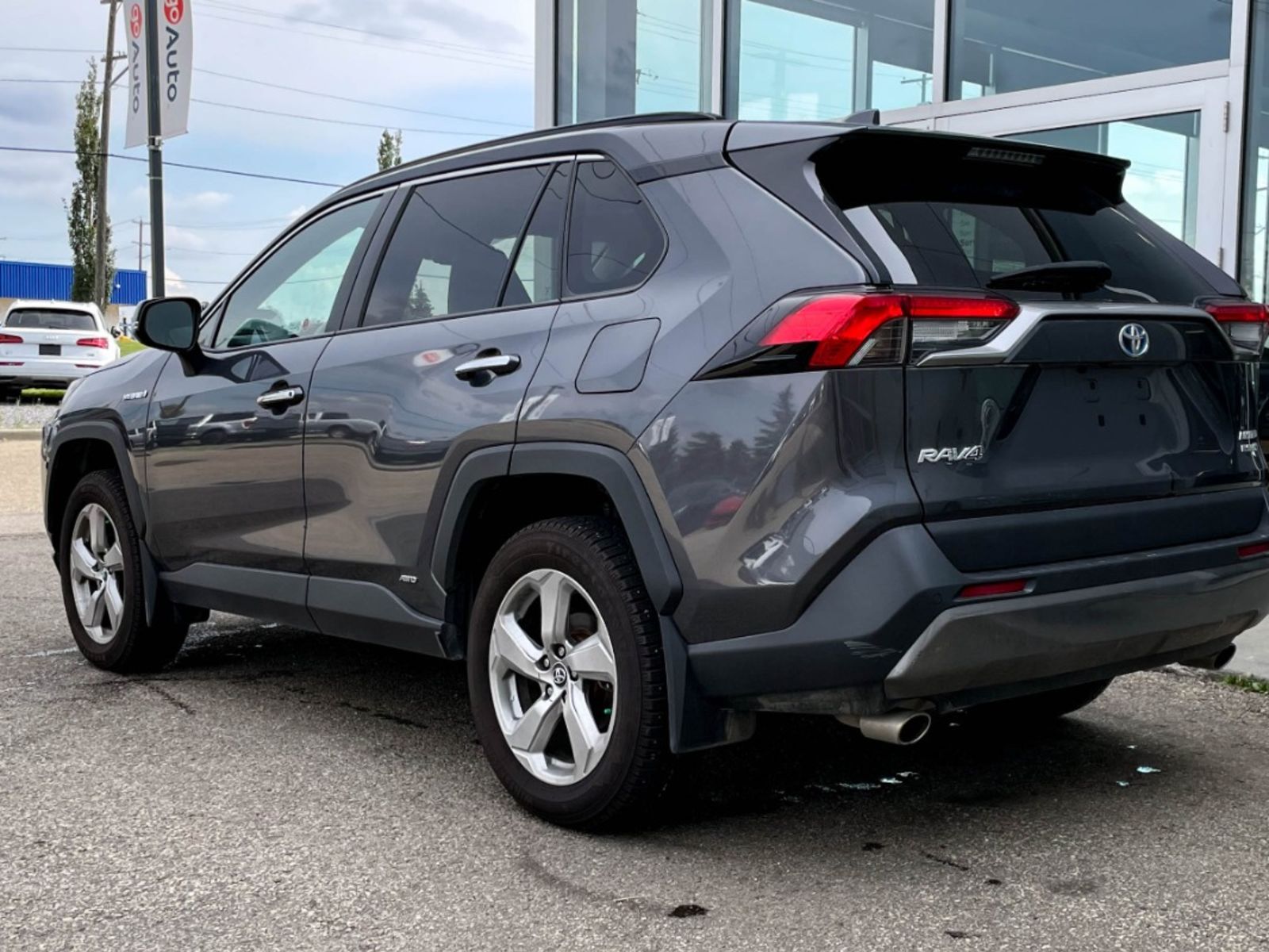 2019 Toyota RAV4 Hybrid Limited | Edmonton Motor Dealer Association ...