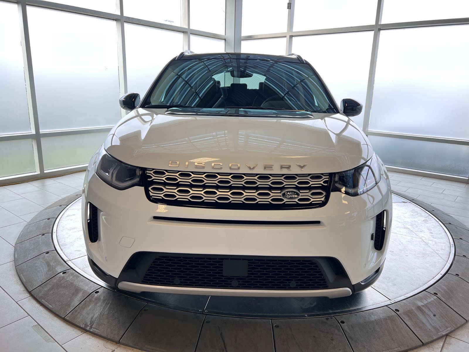 2023 Land Rover Discovery Sport SE Edmonton Motor Dealer Association
